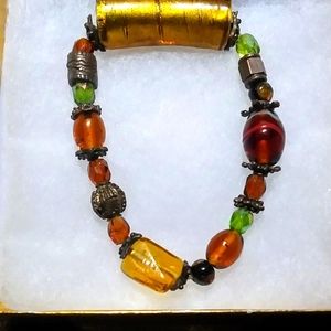 Glass bead bracelet